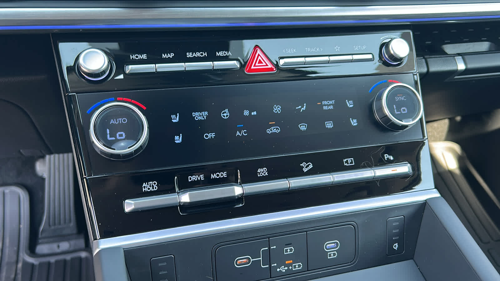 Thumbnail: 2026 Hyundai Santa Fe - 14