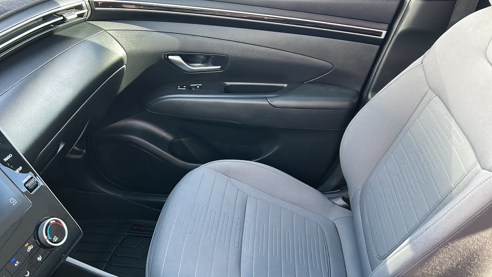 Thumbnail: 2023 Hyundai Santa Cruz - 12