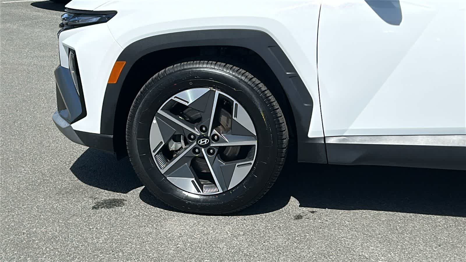 Thumbnail: 2025 Hyundai Tucson - 9