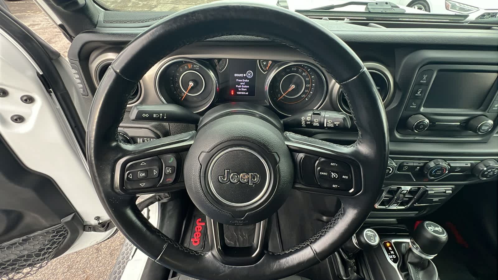 Thumbnail: 2019 Jeep Wrangler - 18