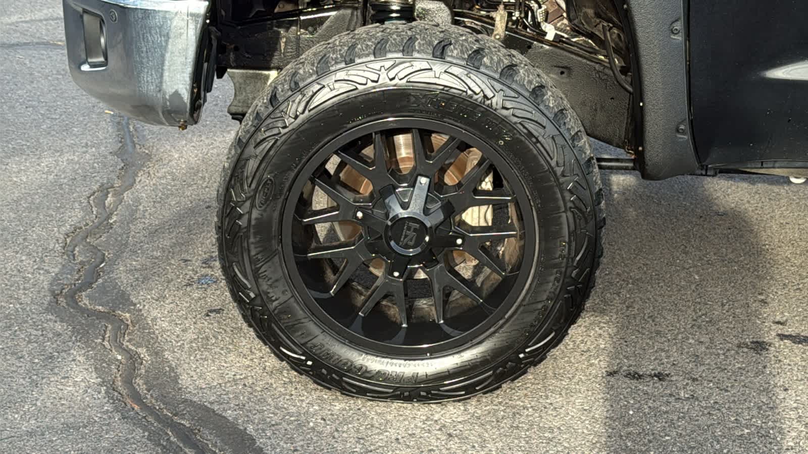 Thumbnail: 2014 Toyota Tundra - 9