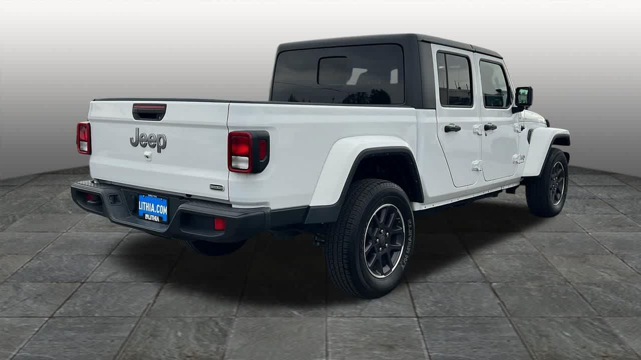 Thumbnail: 2023 Jeep Gladiator - 5