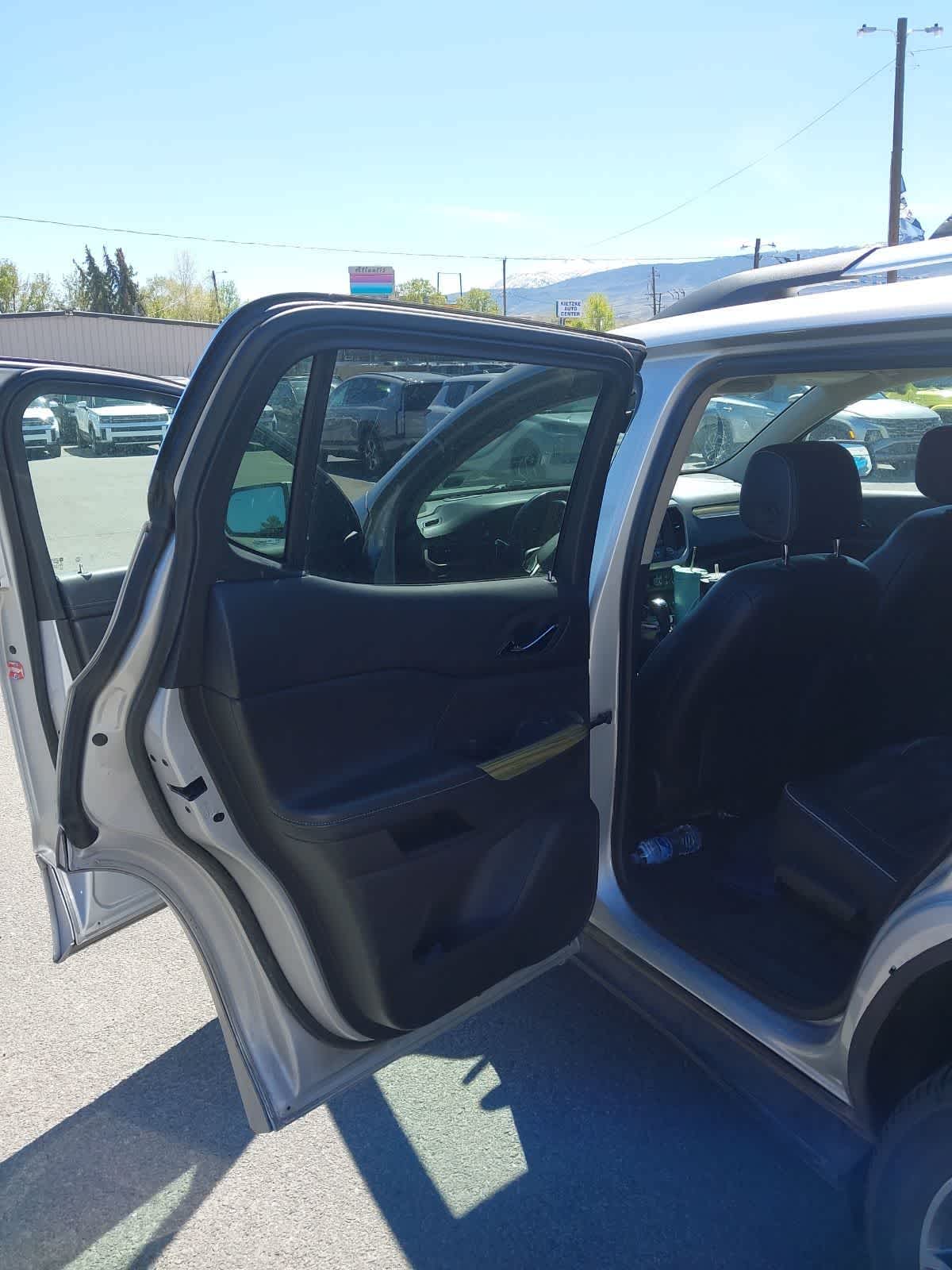 Thumbnail: 2019 GMC Acadia - 10