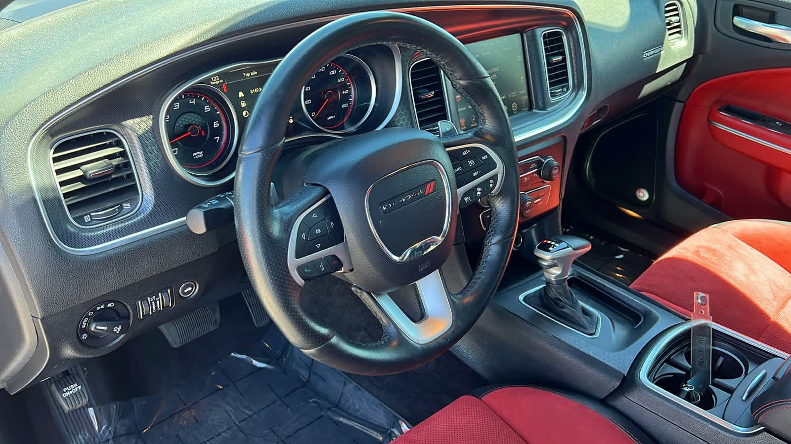 Thumbnail: 2016 Dodge Charger - 10