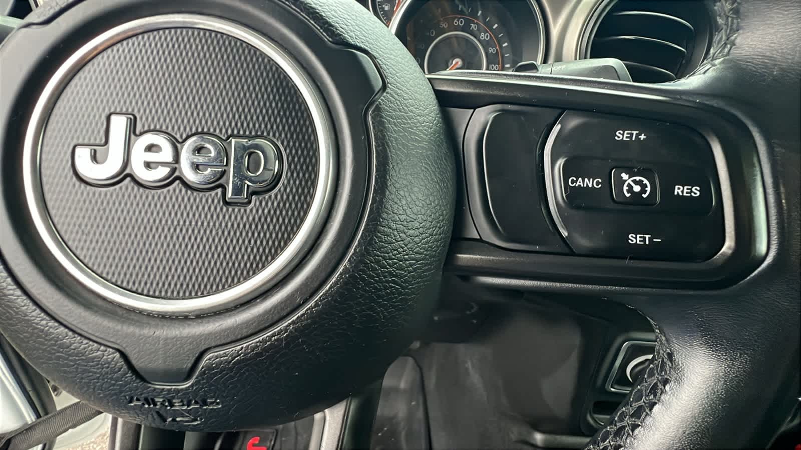 Thumbnail: 2019 Jeep Wrangler - 20