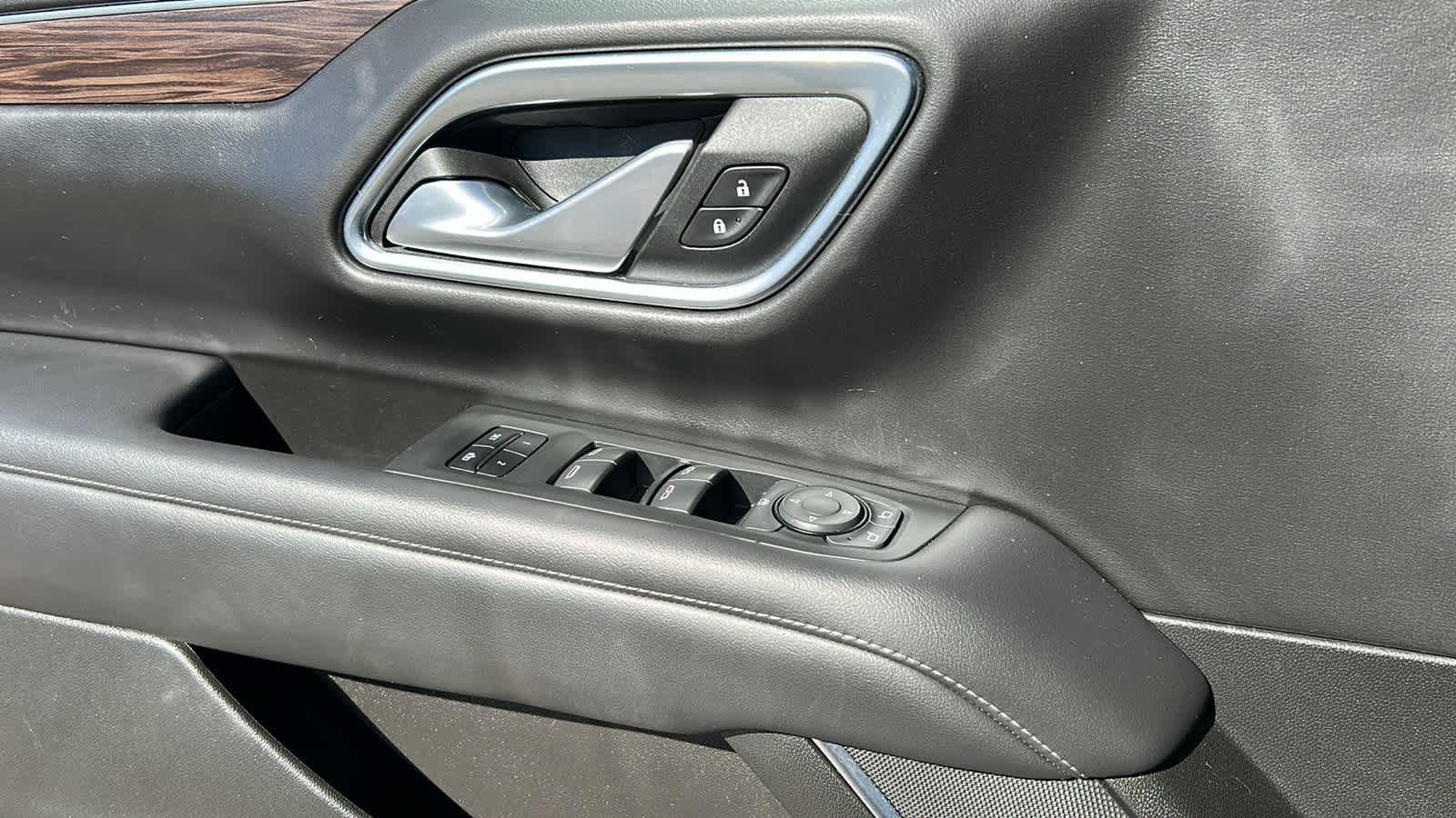 Thumbnail: 2021 Chevrolet Tahoe - 22