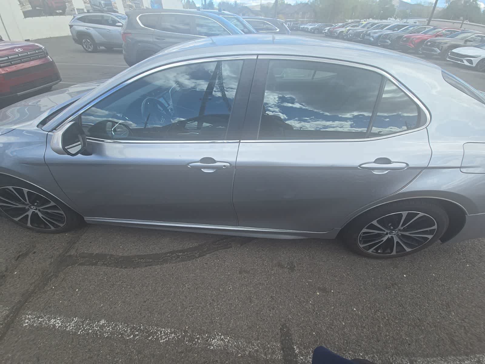 Thumbnail: 2018 Toyota Camry - 8