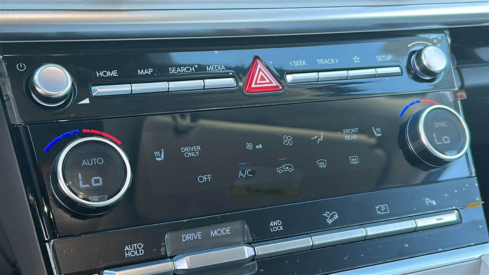 Thumbnail: 2026 Hyundai Santa Fe - 14