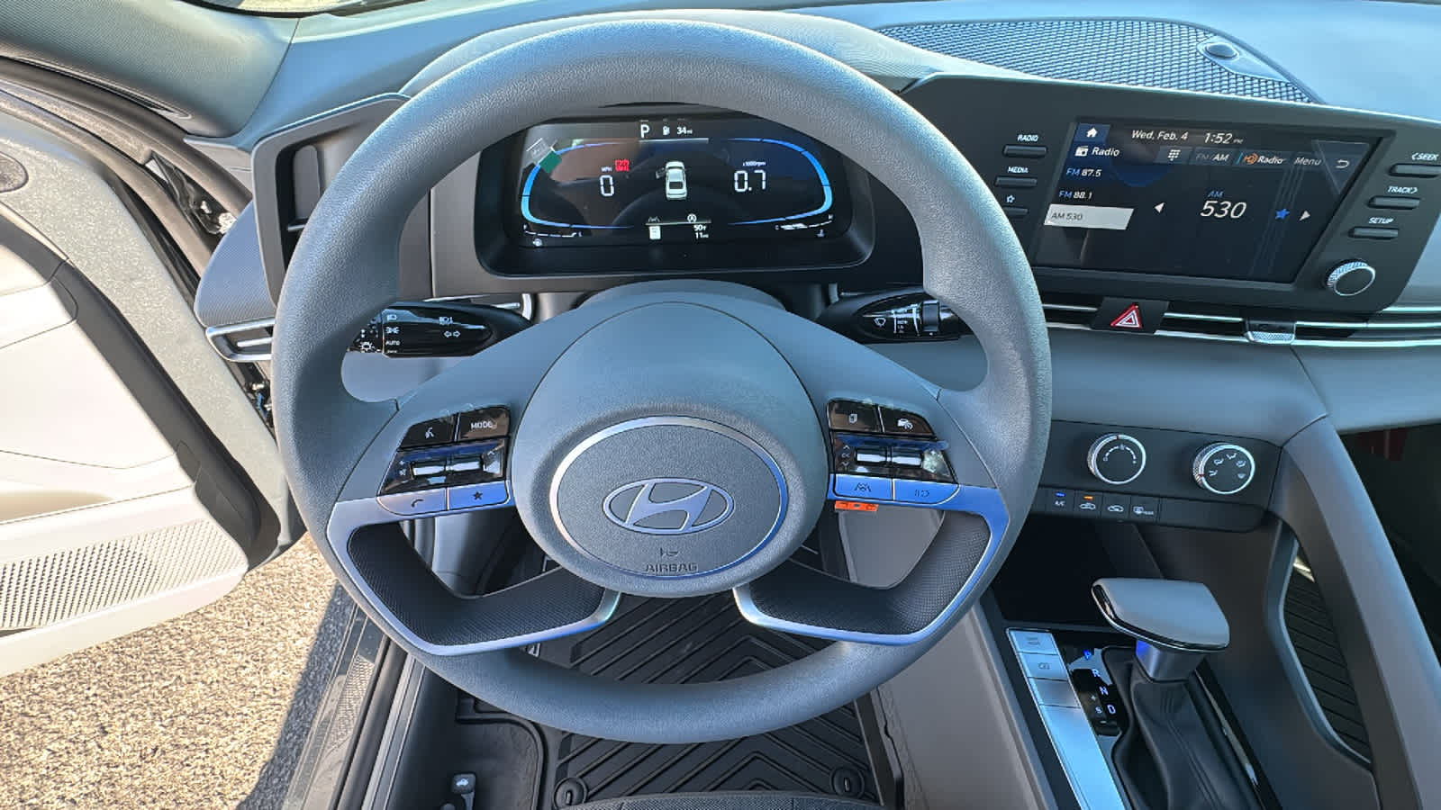 Thumbnail: 2026 Hyundai Elantra - 18