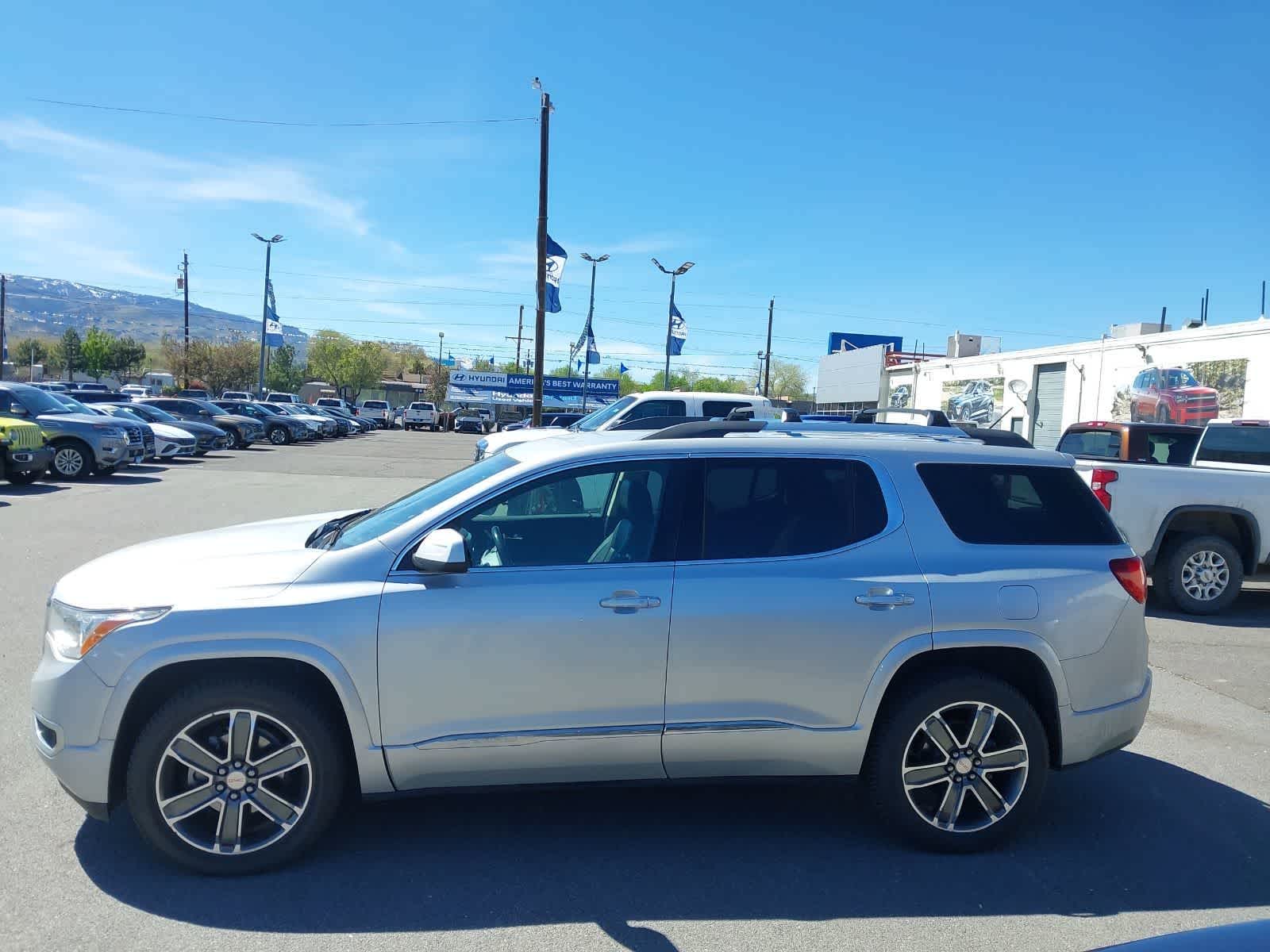 Thumbnail: 2019 GMC Acadia - 2