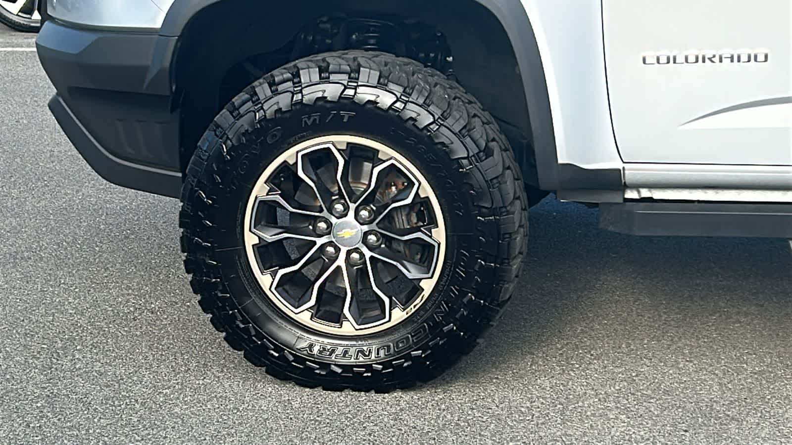 Thumbnail: 2019 Toyota 4Runner - 9