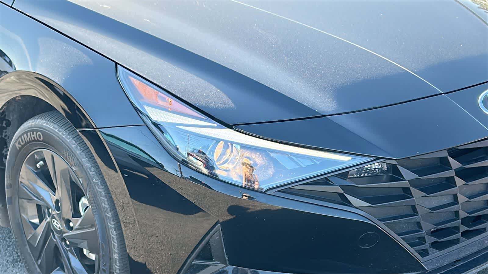 Thumbnail: 2022 Hyundai Elantra - 20