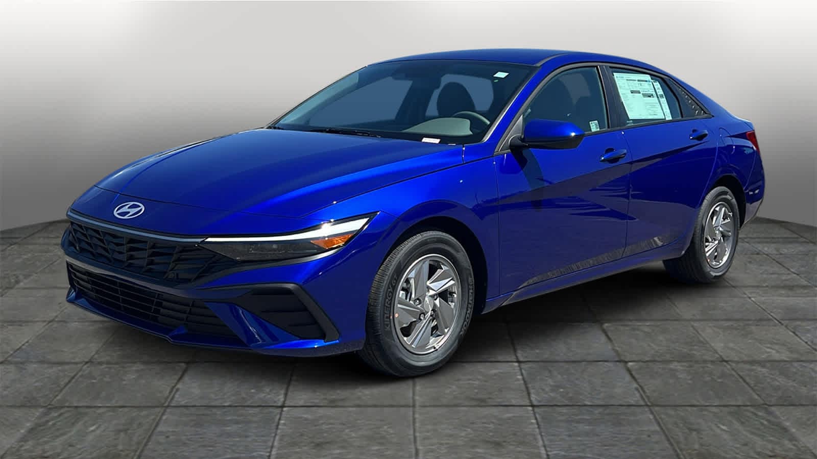 Thumbnail: 2025 Hyundai Elantra - 1