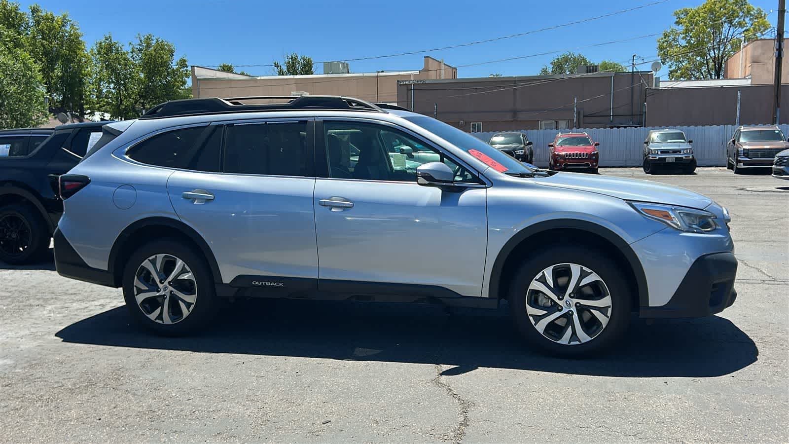 Thumbnail: 2022 Subaru Outback - 4