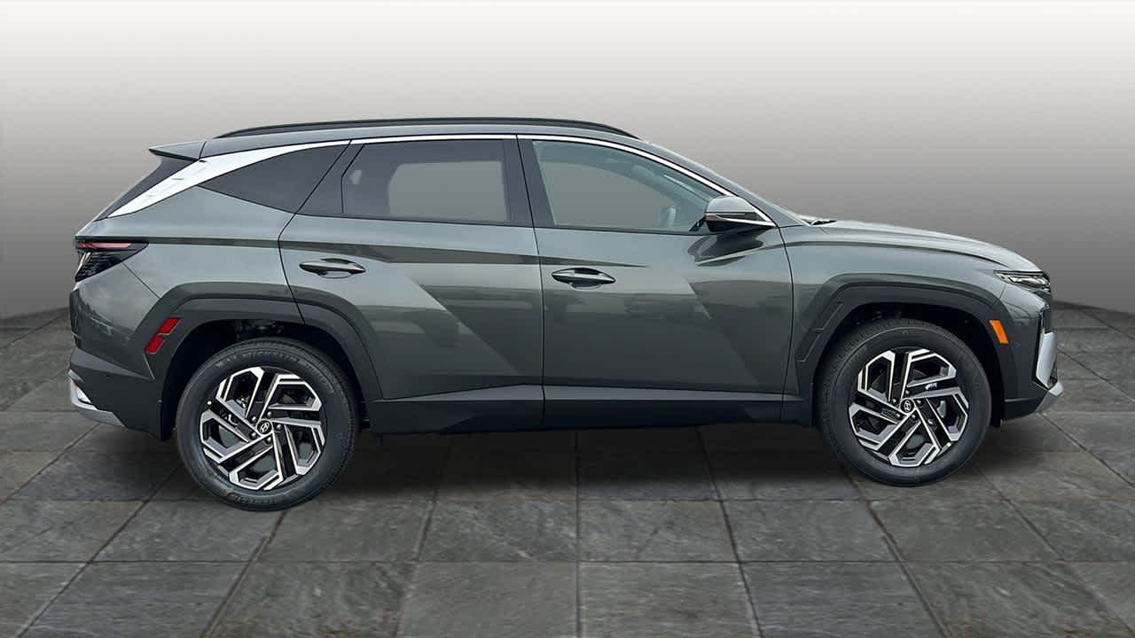 Thumbnail: 2025 Hyundai Tucson - 4