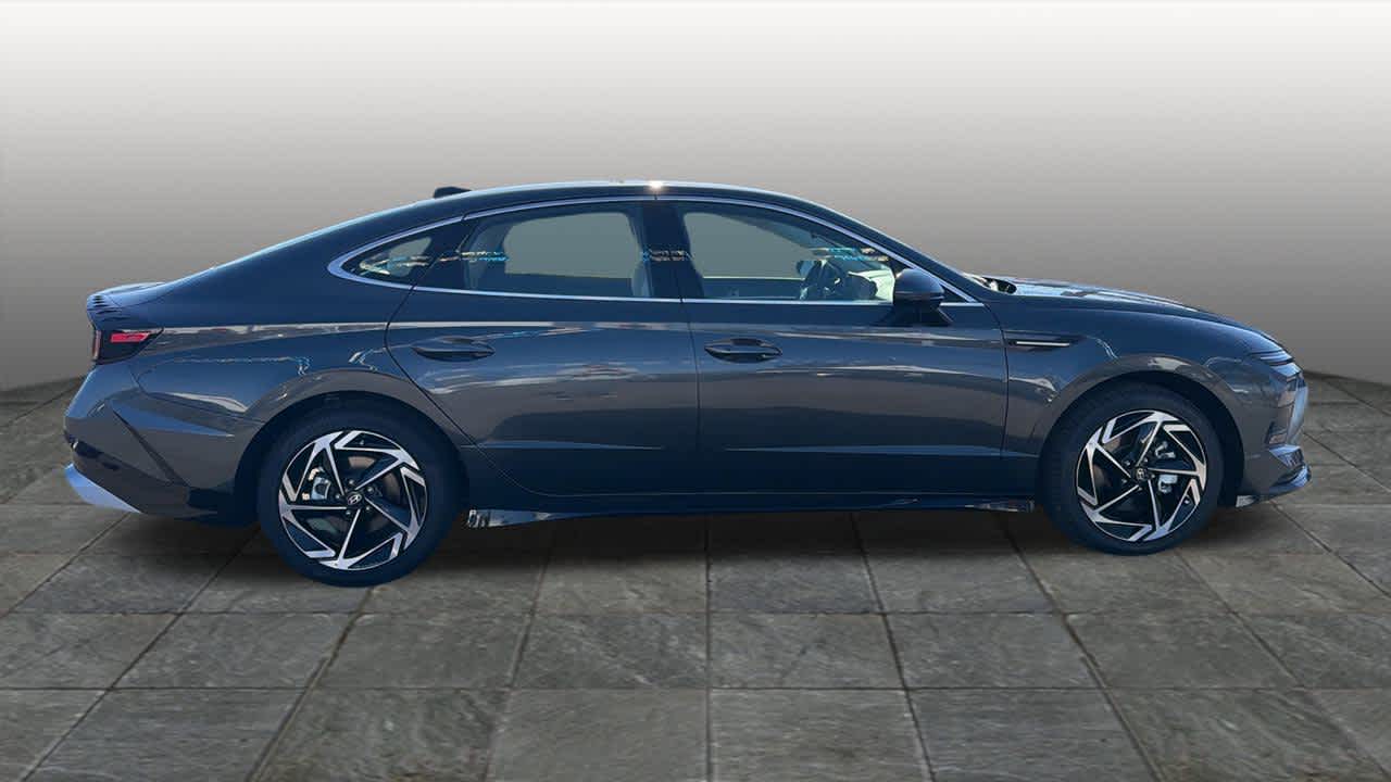 Thumbnail: 2026 Hyundai Sonata - 4