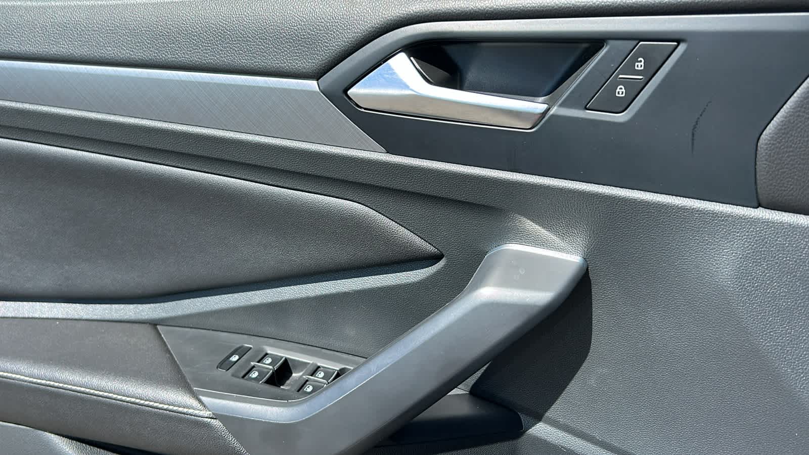 Thumbnail: 2024 Volkswagen Jetta - 22