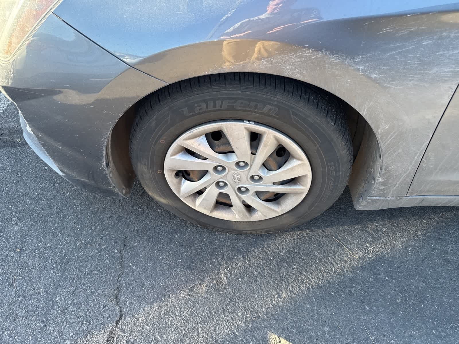 Thumbnail: 2019 Hyundai Elantra - 2