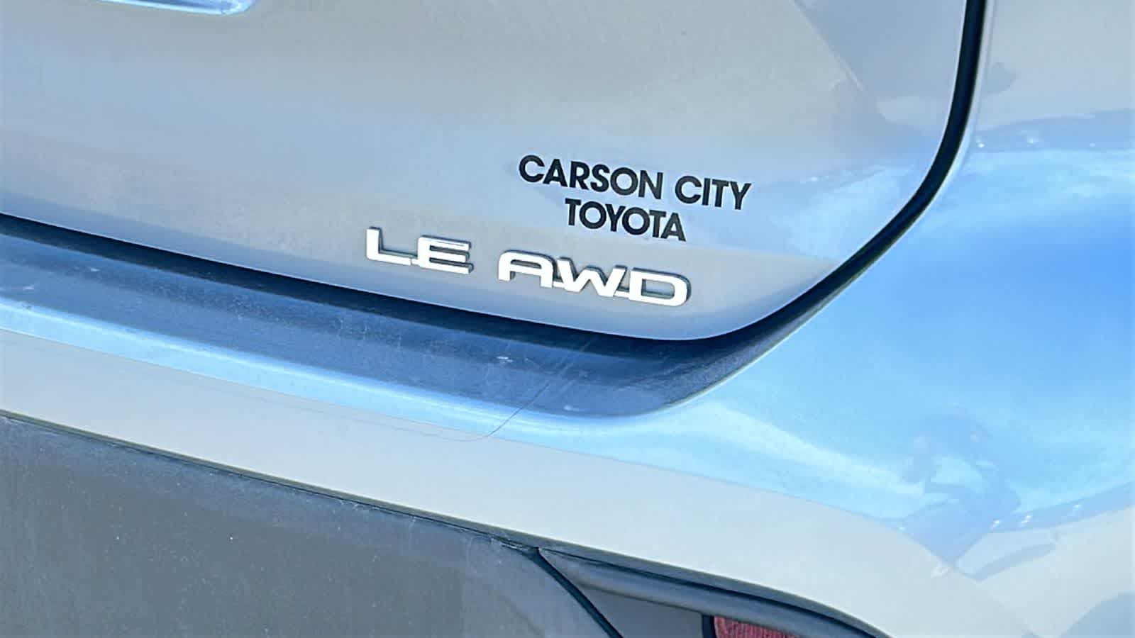 Thumbnail: 2022 Toyota Highlander - 13