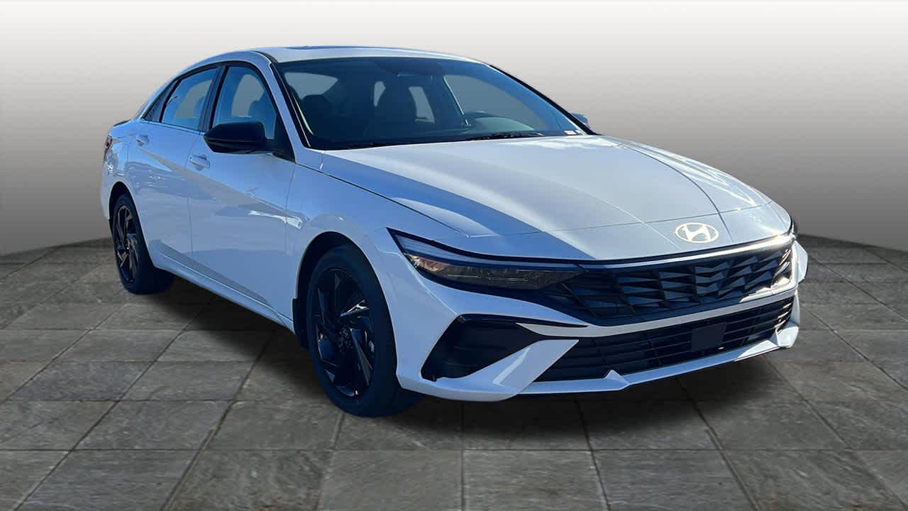 Thumbnail: 2026 Hyundai Elantra - 3