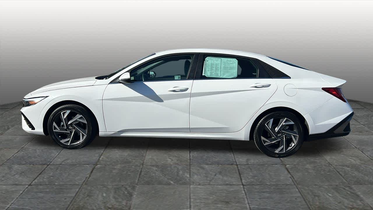 Thumbnail: 2025 Hyundai Elantra - 8
