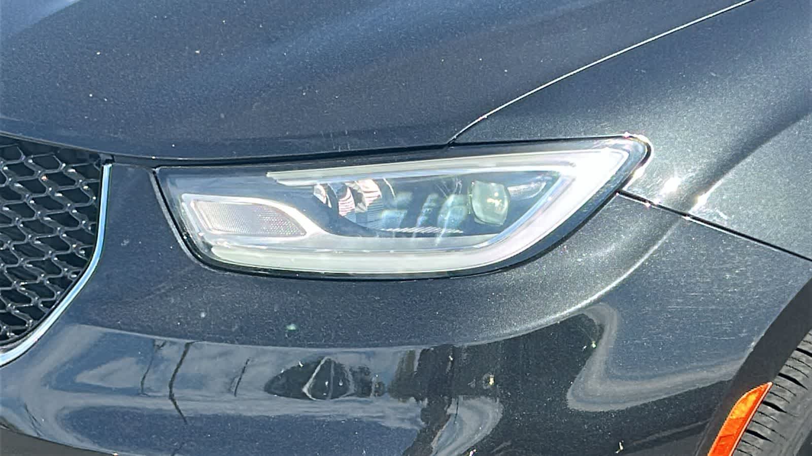 Thumbnail: 2023 Chrysler Pacifica - 2