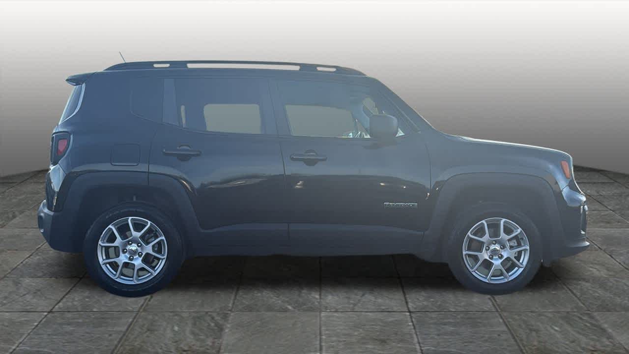 Thumbnail: 2022 Jeep Renegade - 4