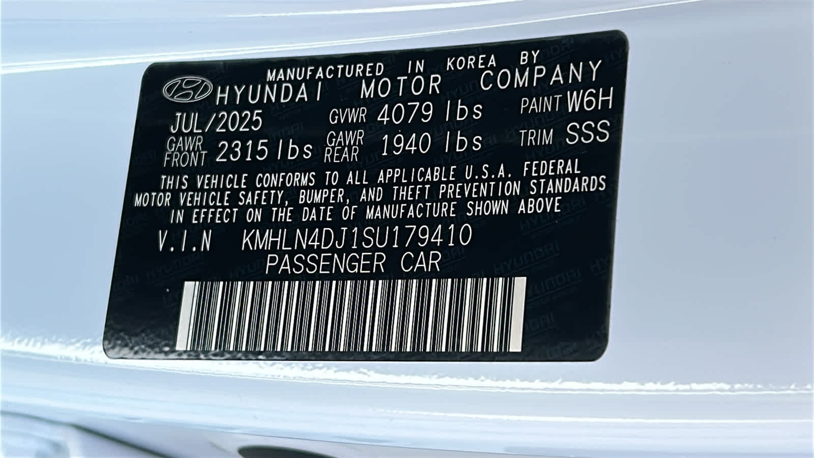 Thumbnail: 2025 Hyundai Elantra - 30