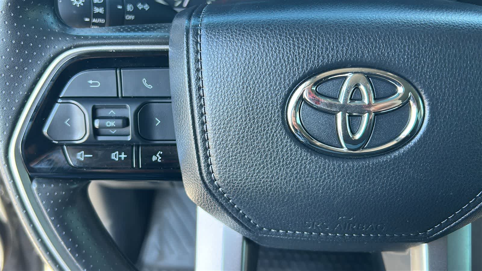 Thumbnail: 2023 Toyota Tundra - 19