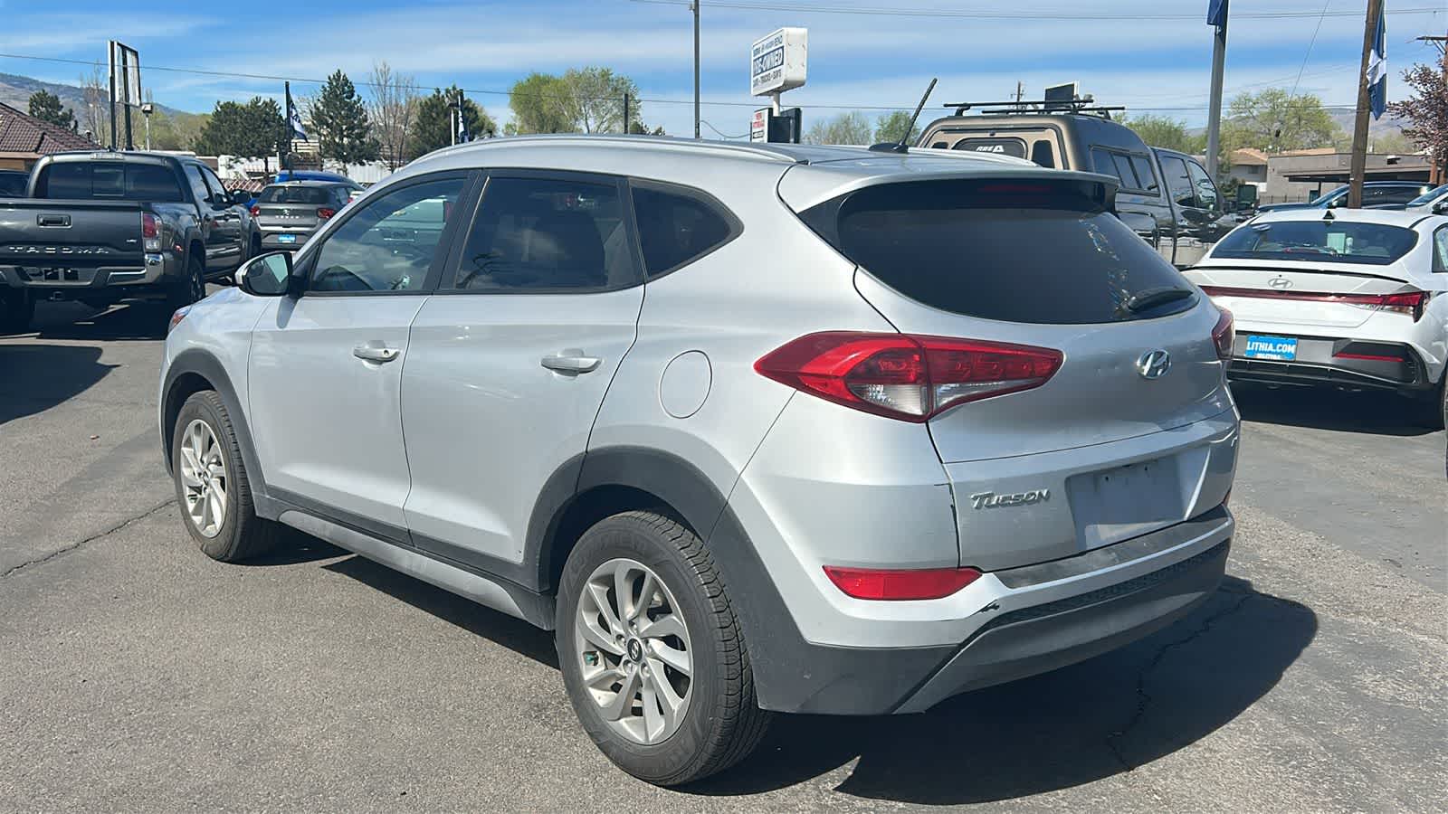 Thumbnail: 2017 Hyundai Tucson - 8