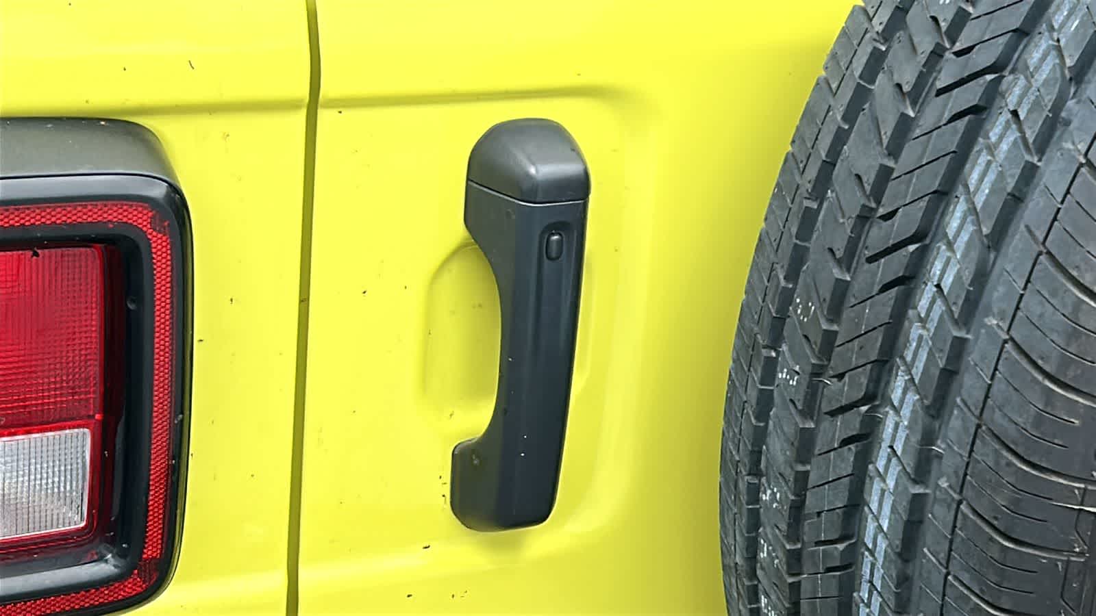 Thumbnail: 2023 Jeep Wrangler - 10