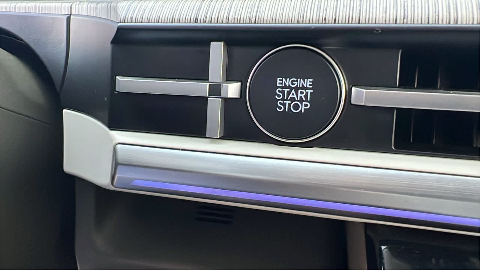 Thumbnail: 2025 Hyundai Santa Fe - 17