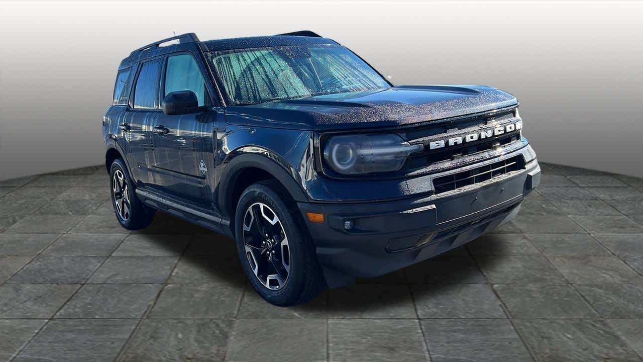 Thumbnail: 2021 Ford Bronco Sport - 3