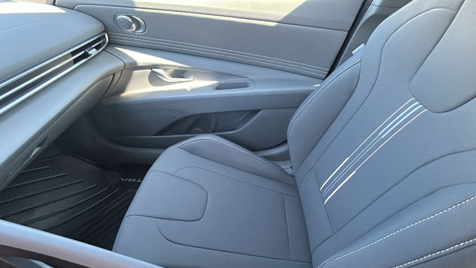 Thumbnail: 2026 Hyundai Elantra - 12