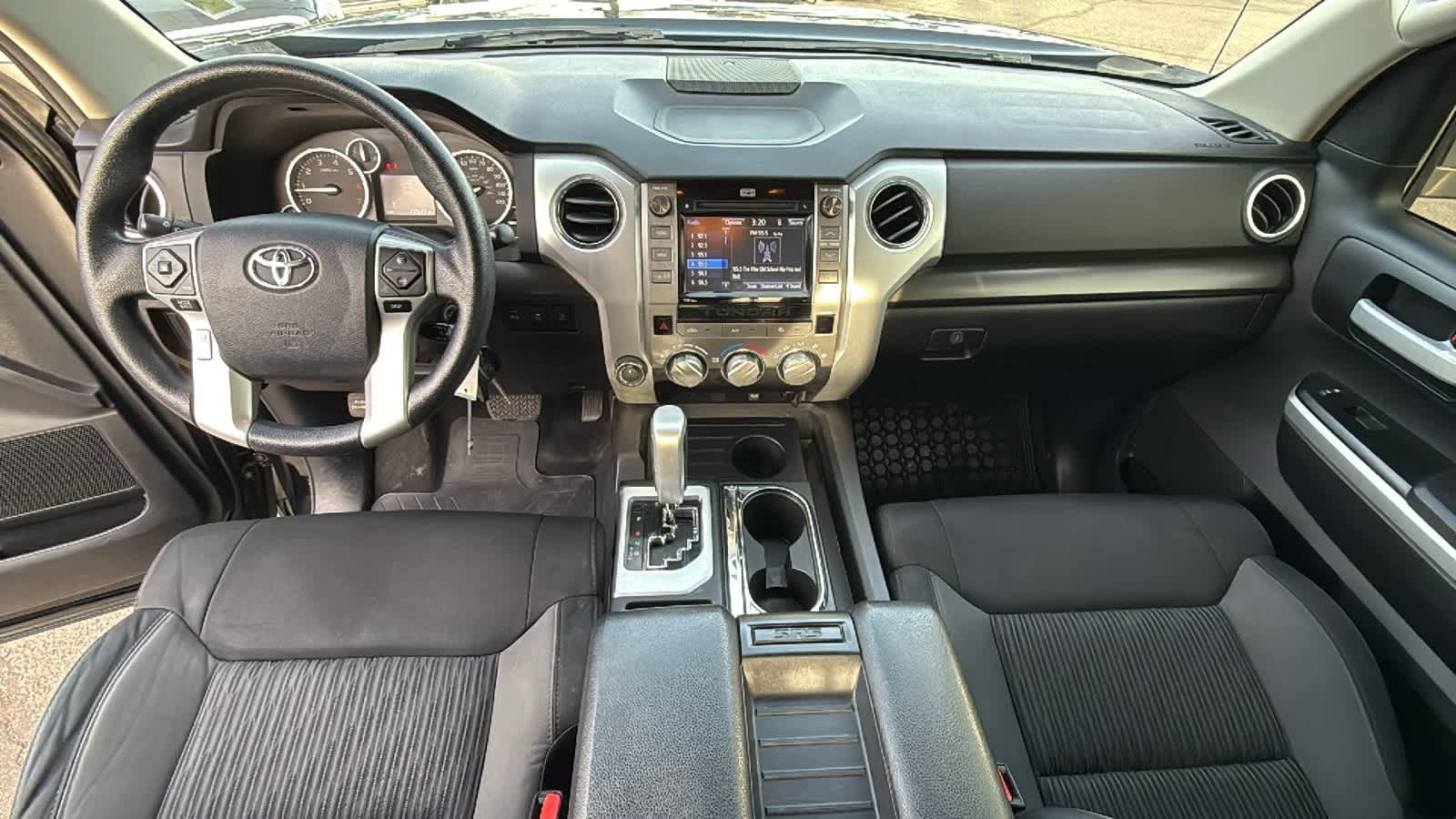 Thumbnail: 2014 Toyota Tundra - 26