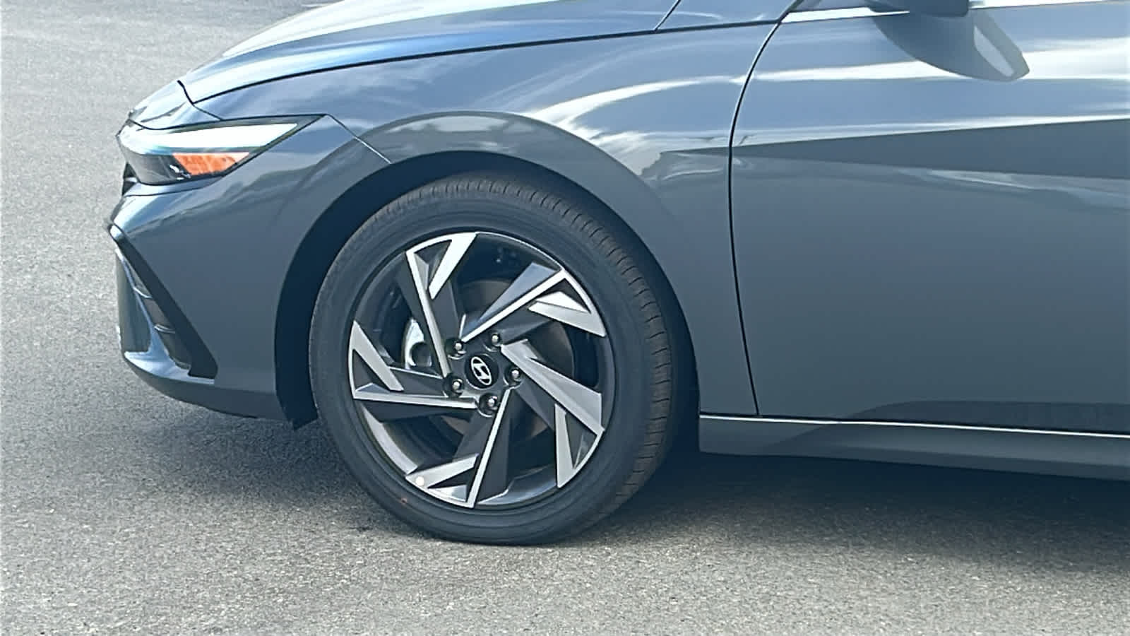 Thumbnail: 2026 Hyundai Elantra - 9