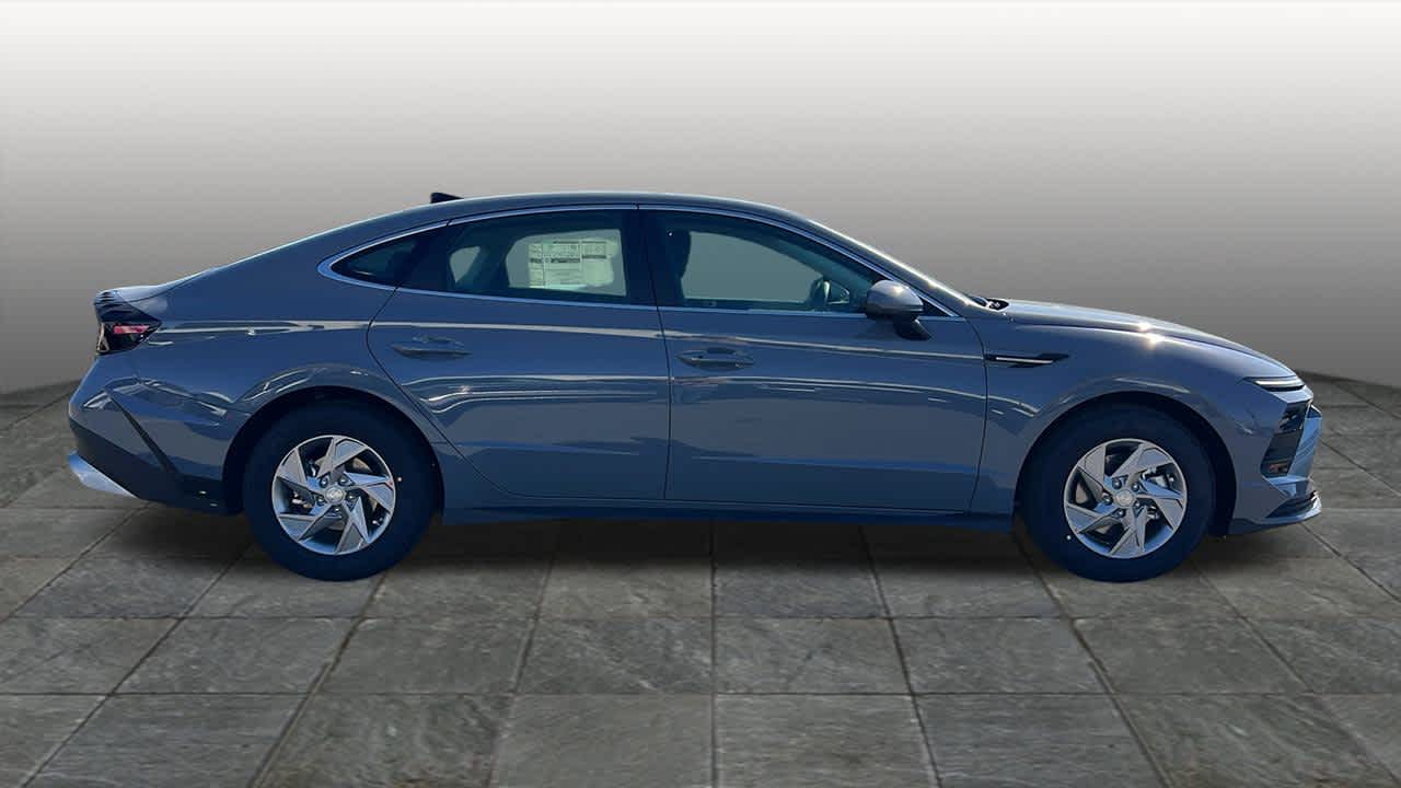 Thumbnail: 2026 Hyundai Sonata - 4