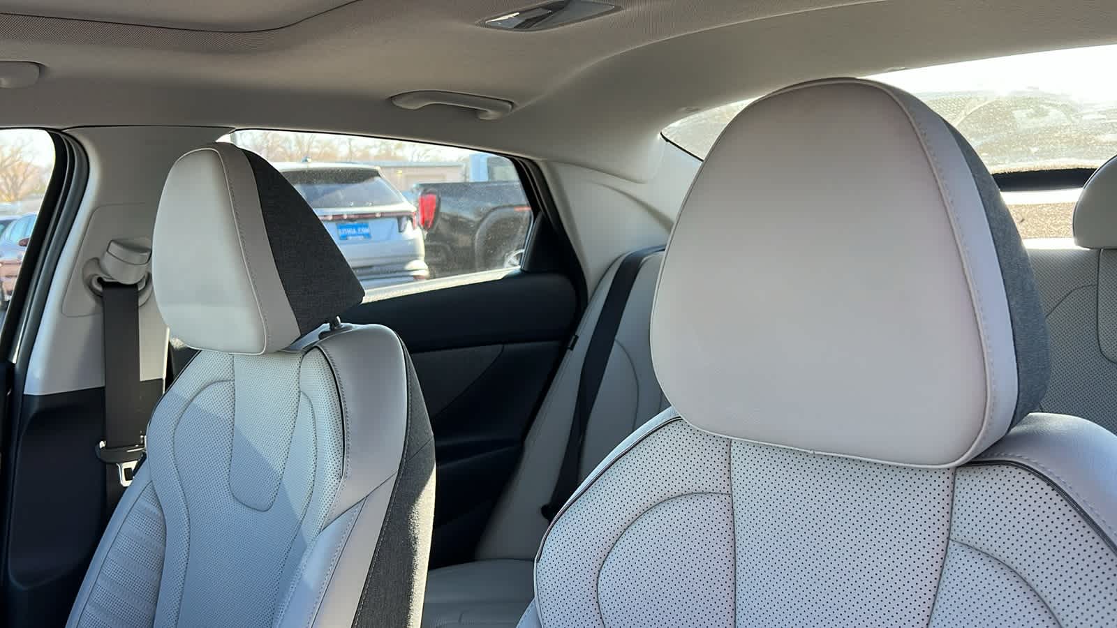 Thumbnail: 2025 Hyundai Elantra - 11