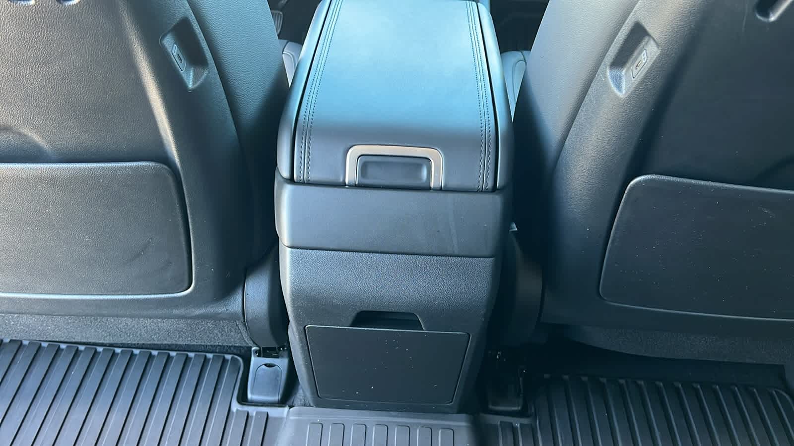 Thumbnail: 2025 Hyundai Santa Fe - 25