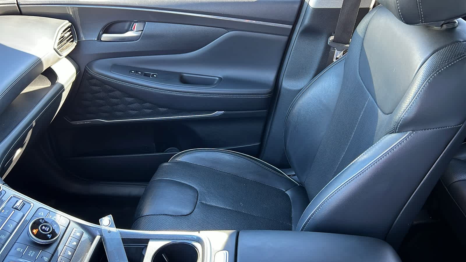 Thumbnail: 2021 Hyundai Santa Fe - 12