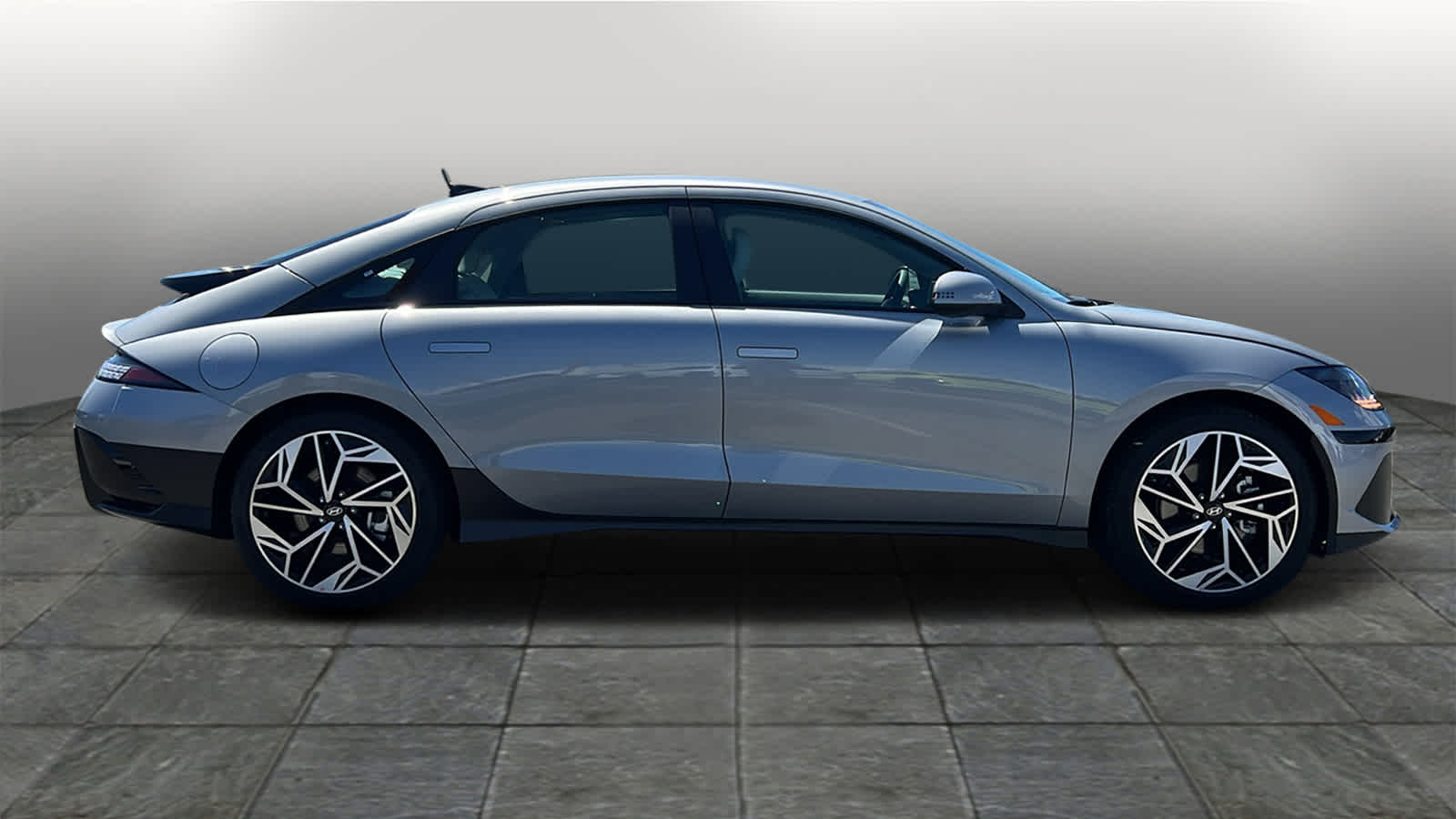 Thumbnail: 2025 Hyundai Ioniq 6 - 4