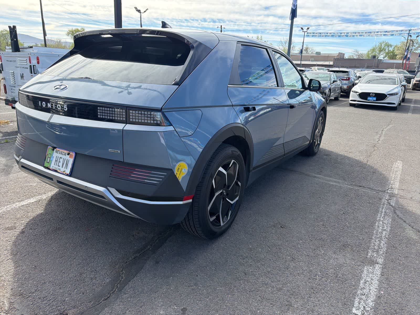 Thumbnail: 2022 Hyundai Ioniq 5 - 6