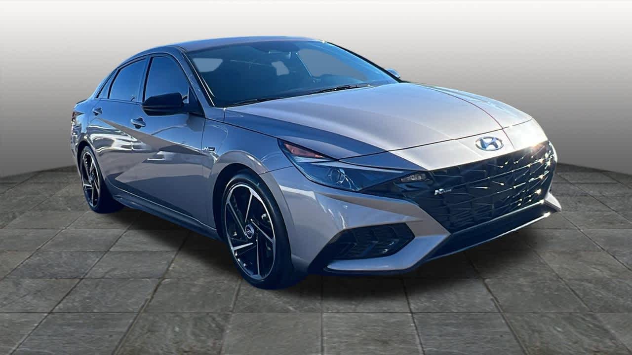 Thumbnail: 2023 Hyundai Elantra - 3