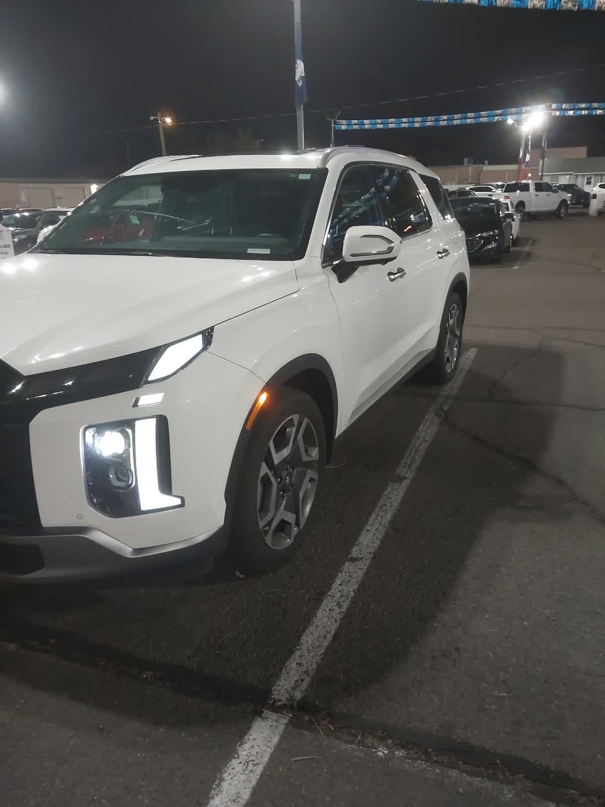 Thumbnail: 2023 Hyundai Palisade - 15