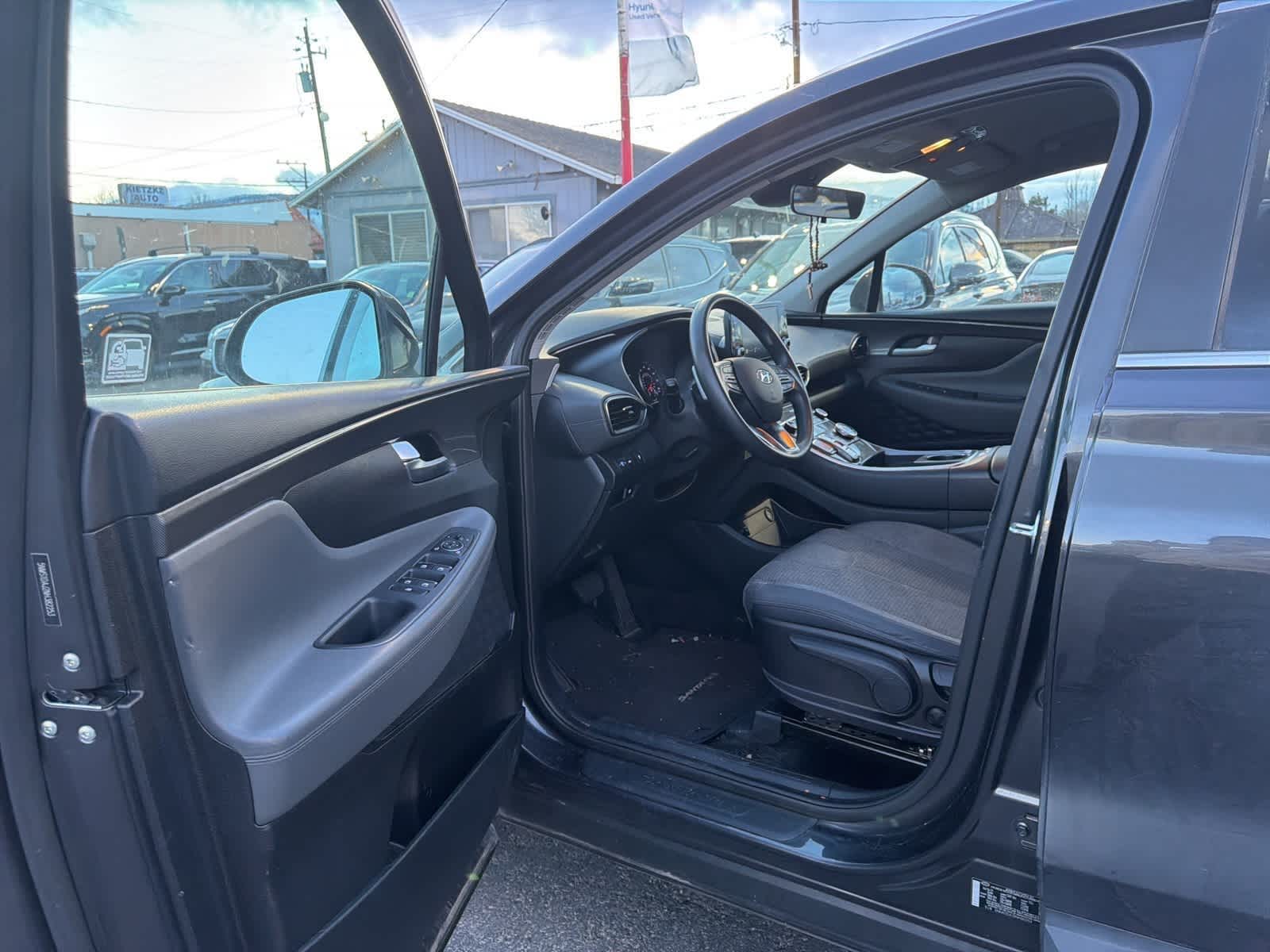 Thumbnail: 2022 Hyundai Santa Fe - 14