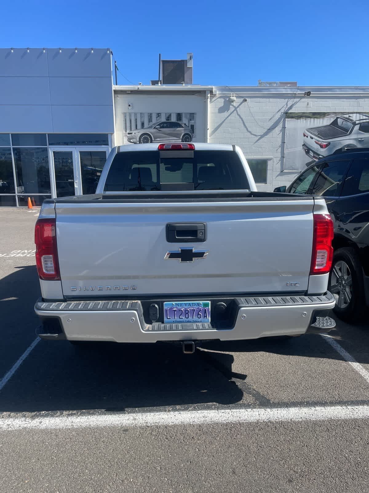 Thumbnail: 2017 Chevrolet Silverado 1500 - 4