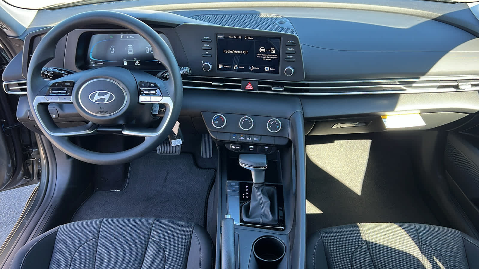 Thumbnail: 2026 Hyundai Elantra - 26