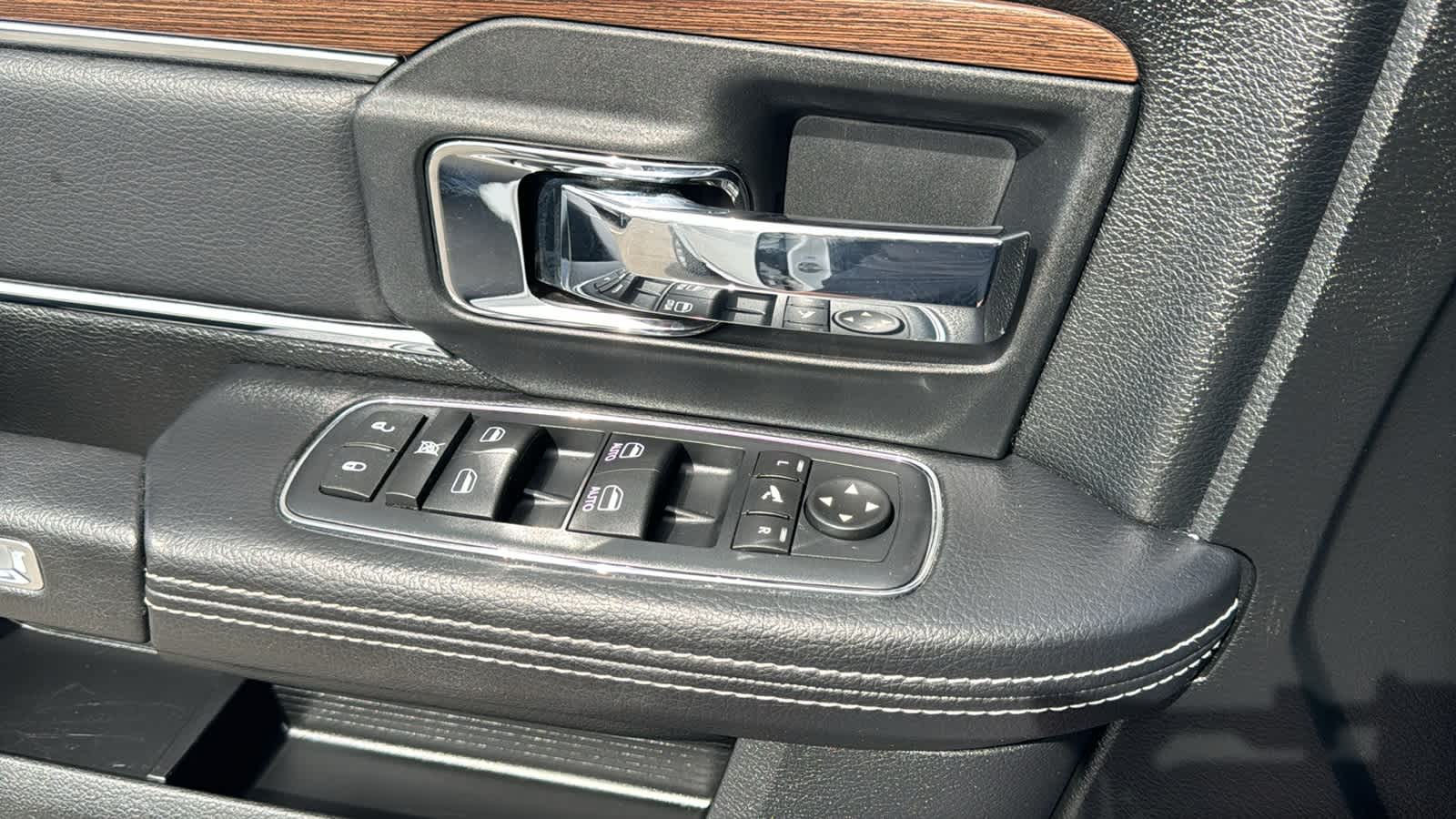 Thumbnail: 2016 RAM 1500 - 22