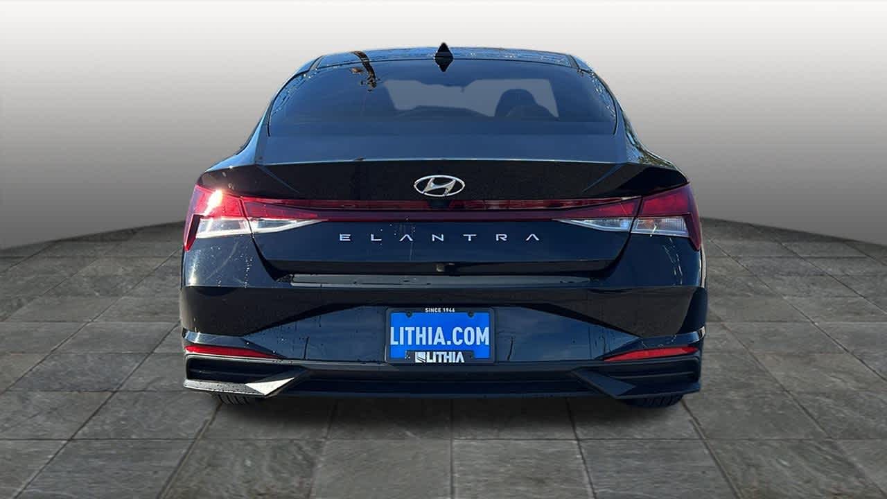 Thumbnail: 2023 Hyundai Elantra - 6