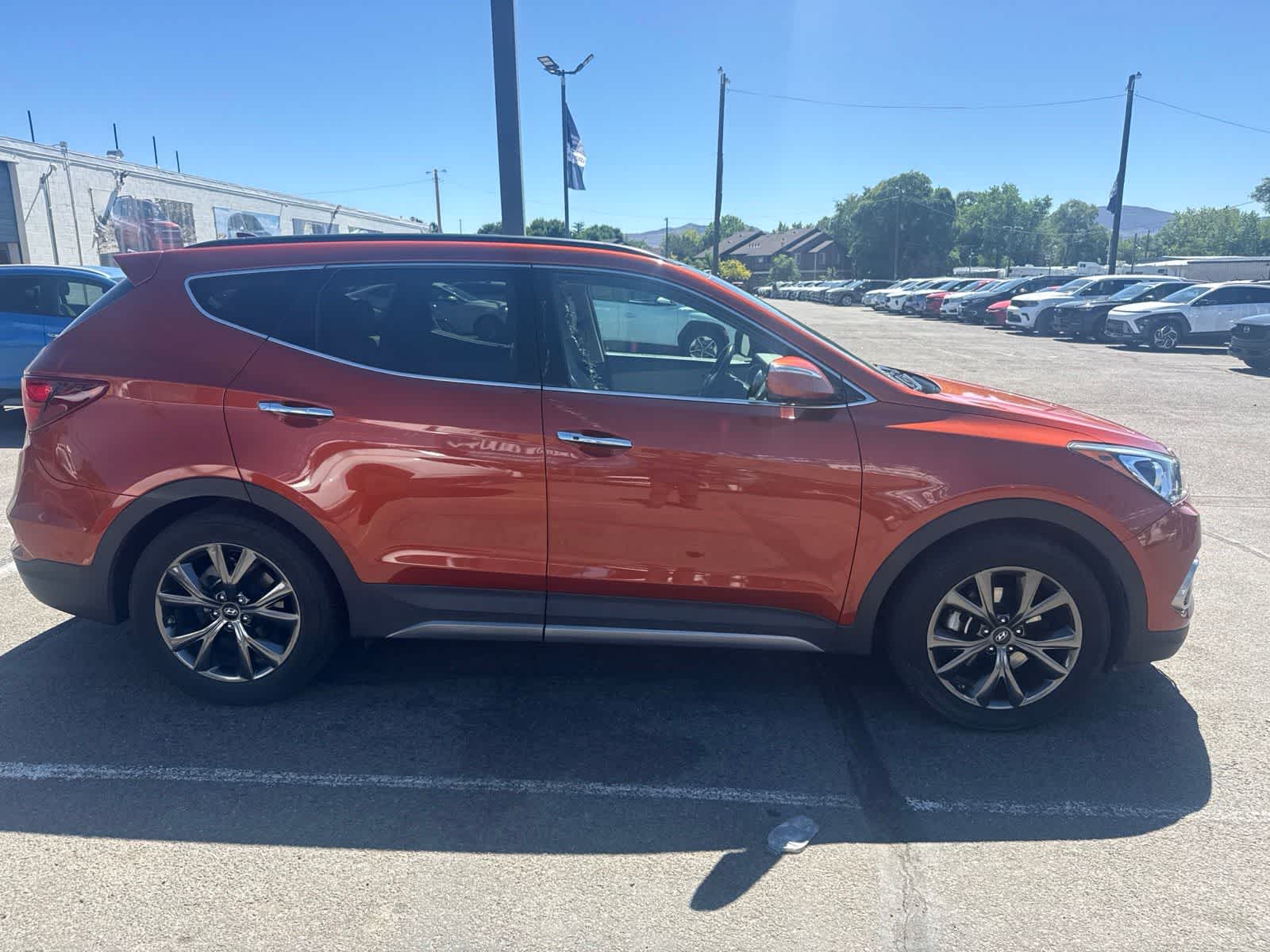 Thumbnail: 2017 Hyundai Santa Fe - 6